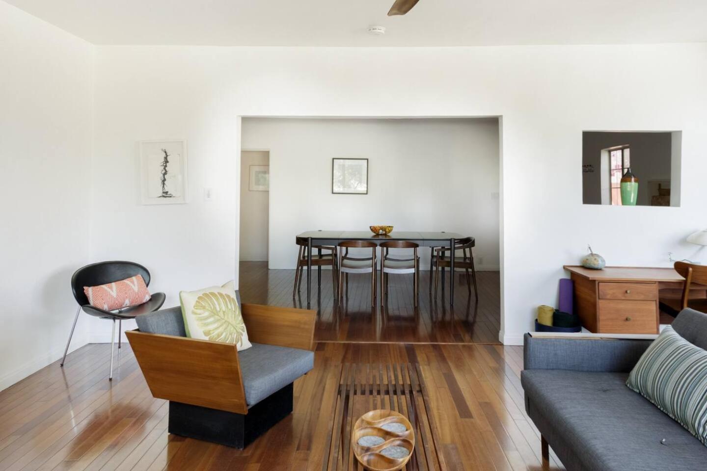 Silver Mid-century Nestled In The Treetops * Los Angeles